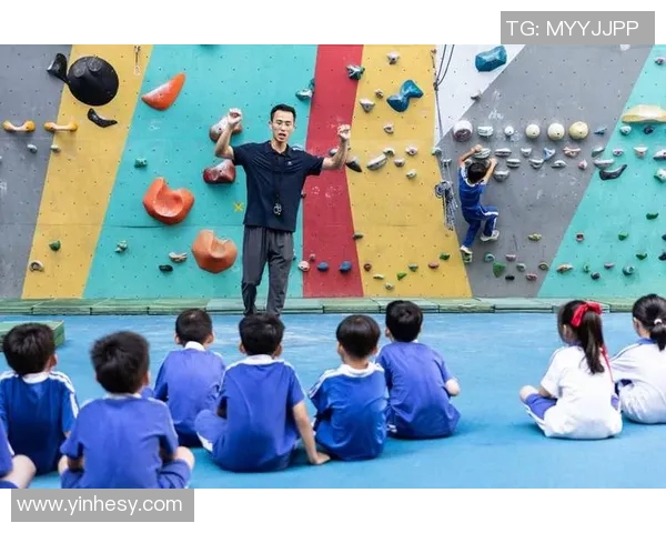 广州攀岩队与深圳攀岩队技术对比赛后分析与总结 广州攀岩队与深圳攀岩队技术对比赛后分析与总结